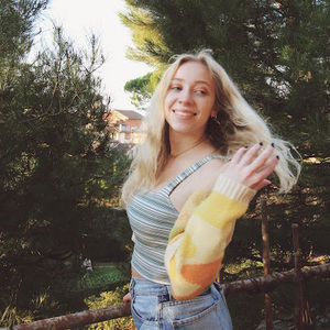 Meet your Posher, Natalie